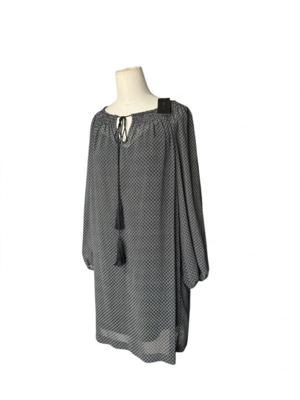 NWT BCBGMaxAzria Black and white printed shift dress Tassel tie neckline - Picture 4 of 8